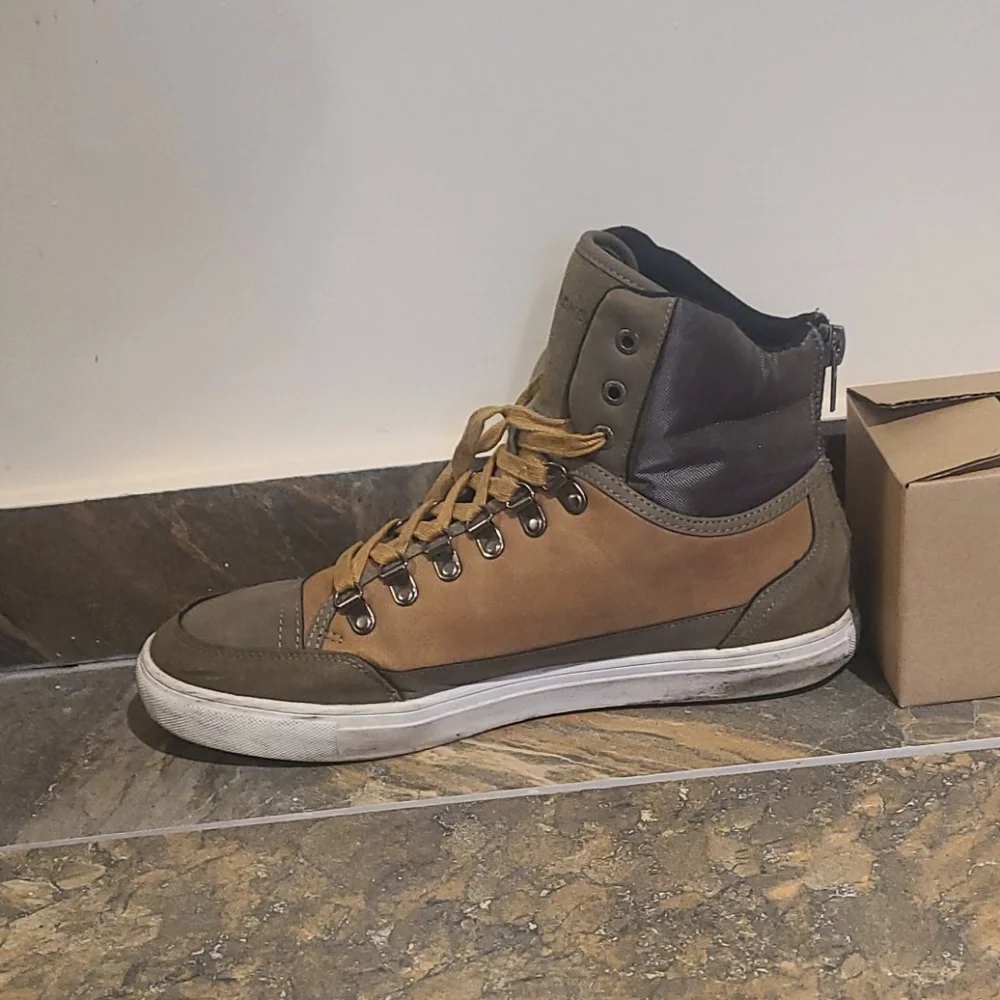 Men's Umionzbsy size 10.5 mini boots & zip line - Picture 7 of 8